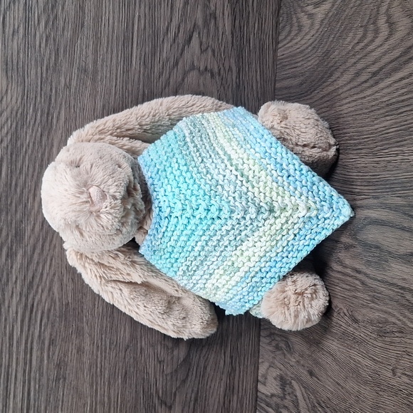 Handknit Bandana Style Bib - Picture 2 of 6